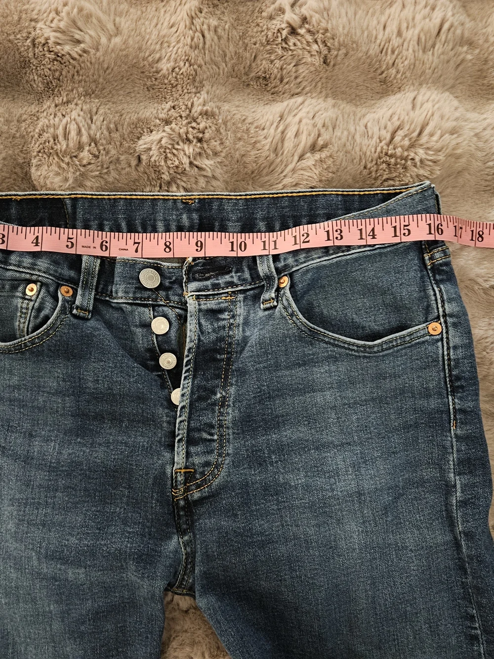 Levis iconic pair